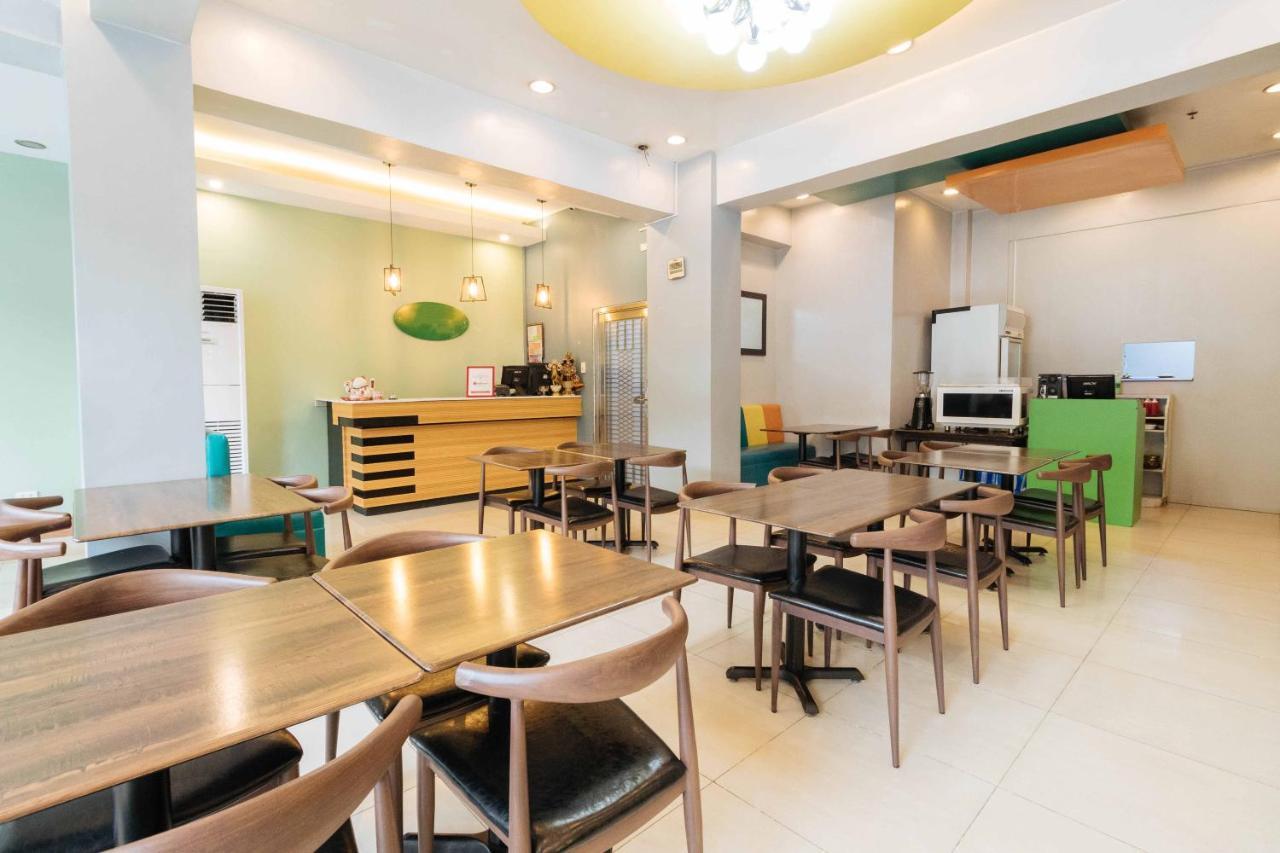 Reddoorz Plus @ Tayuman Manila Exterior foto
